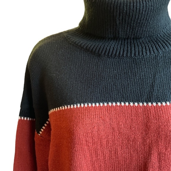 Women’s sweater size led - Picture 2 of 4